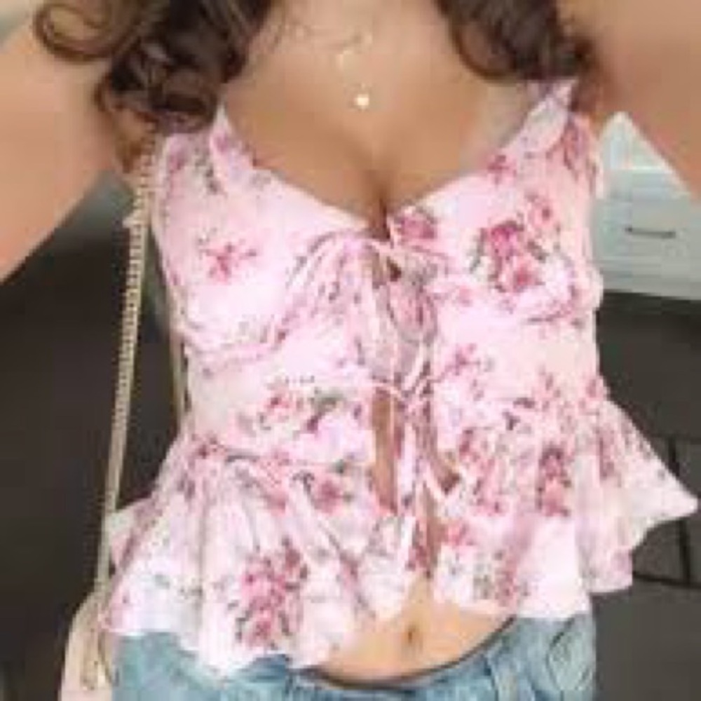 ALTAR’D STATE Floral top